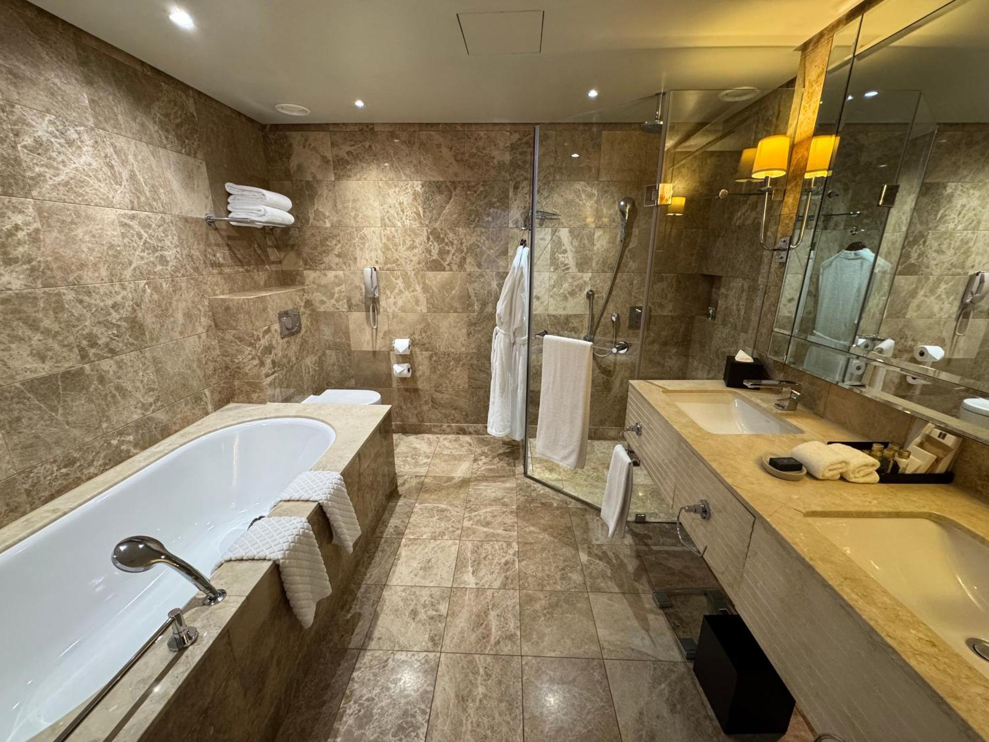 Luxury Residence At Taj Cape Town - Top Corner Apartment With Balcony - Newly Renovated Dış mekan fotoğraf
